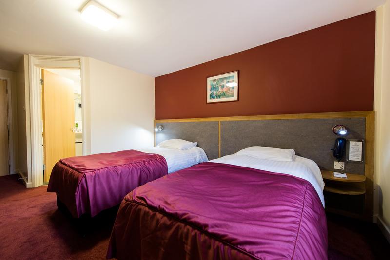 Hotel Pendulum